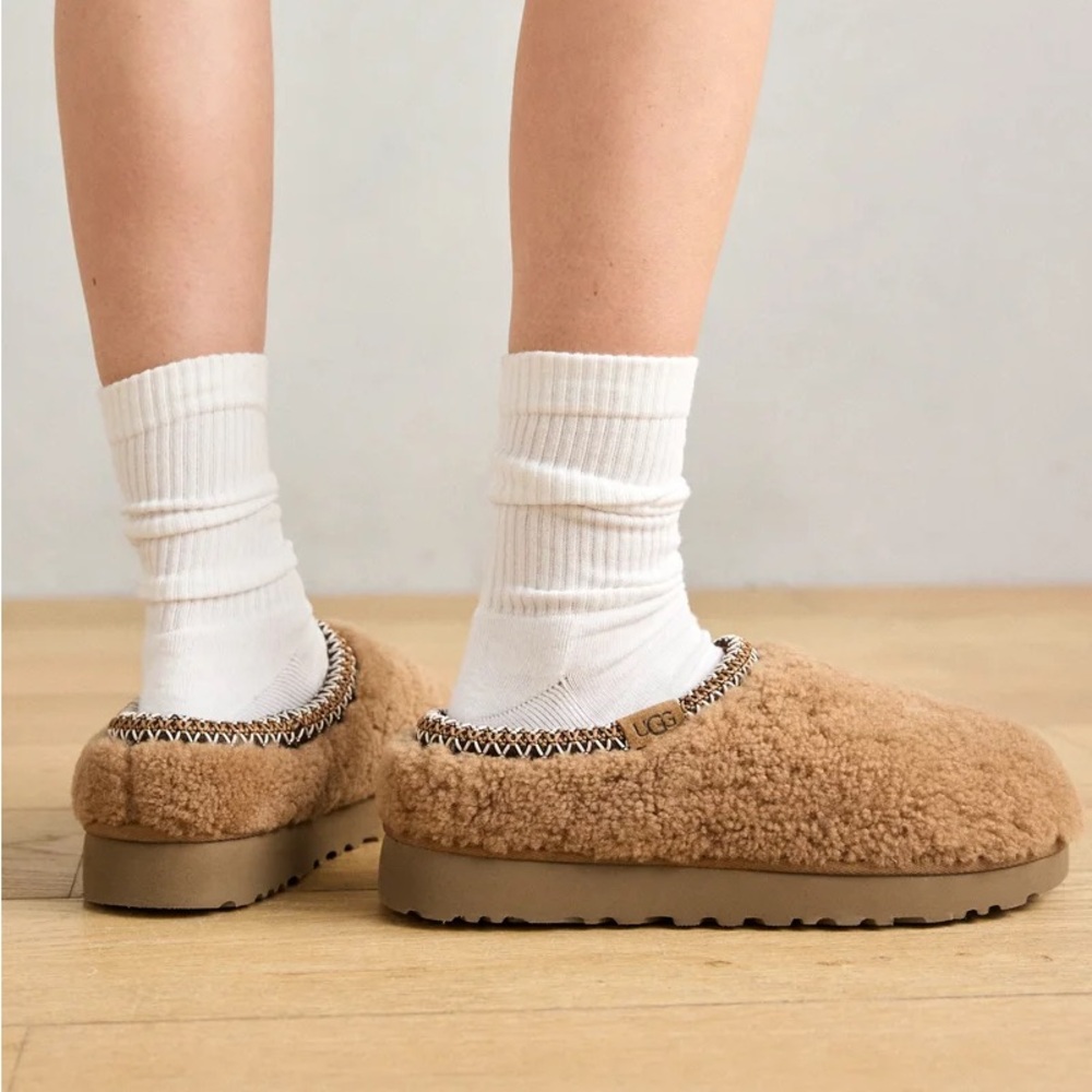 UGG Tasman Maxi Curly Size 10 NEW